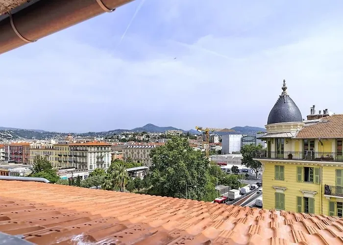 Coeur De Nice Avec Vue Sur Parc !