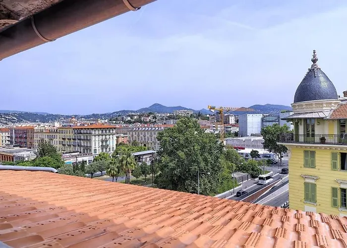 Coeur De Nice Avec Vue Sur Parc !